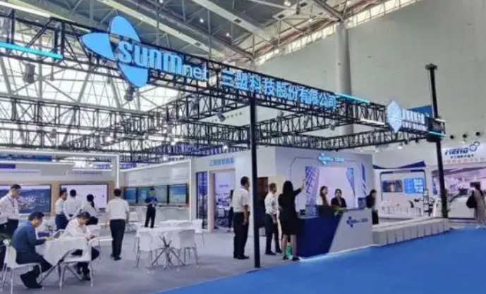 中国新闻网：前沿科技助力智慧校园建设